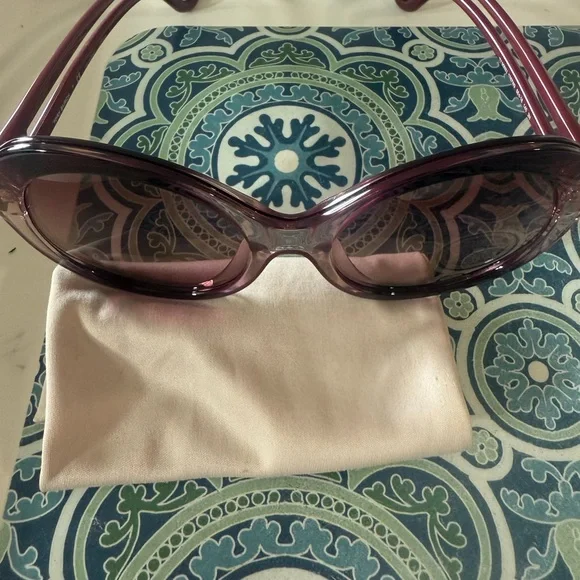 Tory Burch | Accessories | Tory Burch Elegant Purple  display picture 3